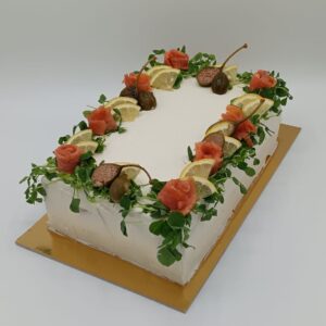 Lohivoileipäkakku L